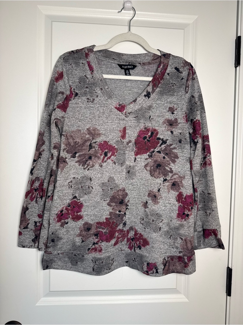 Ellen Tracy Gray V-Neck Sweater Top with Pink Floral Print